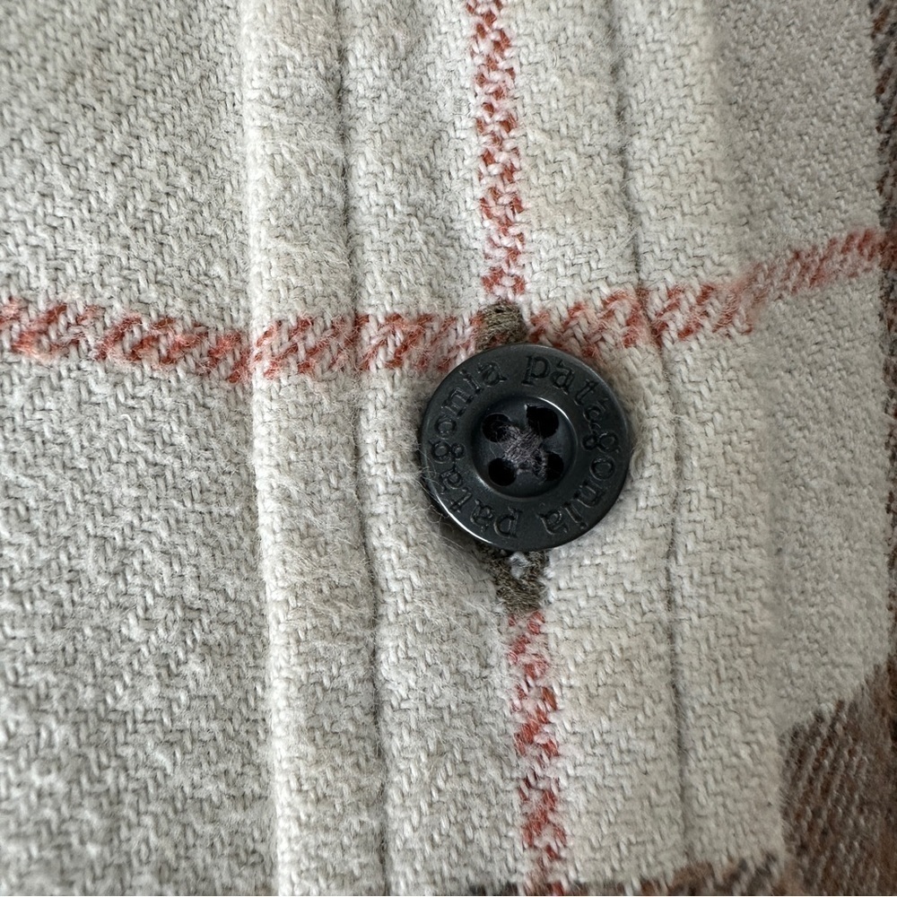 Patagonia Fjord Brown Button Down flannel long sleeve organic cotton shirt sz 2 - Picture 6 of 11